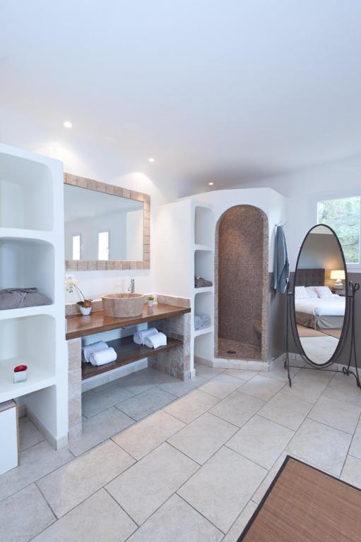 Le San Lorenzo Porto-Vecchio  Rom bilde